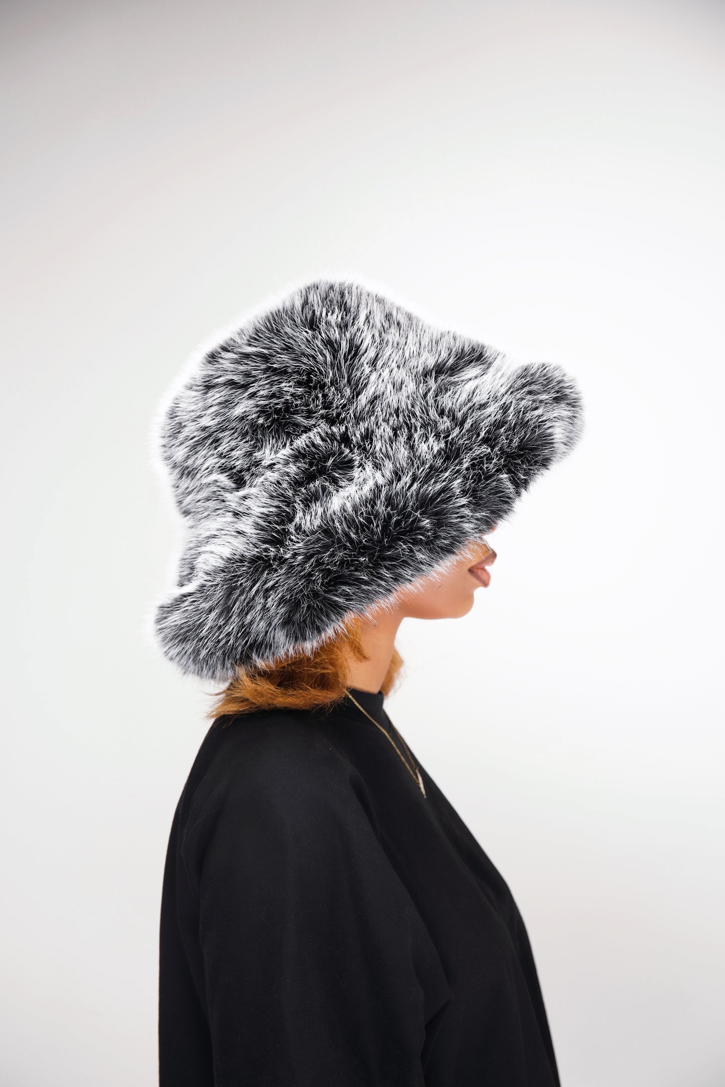 GLORY FUR BUCKET HAT - GREY