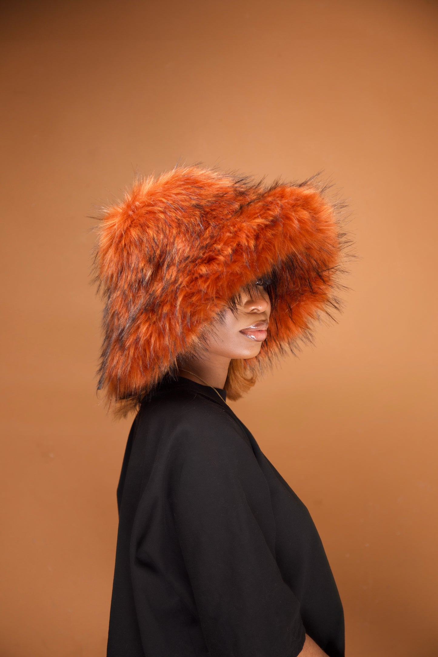 GLORY FUR BUCKET HAT - ORANGE